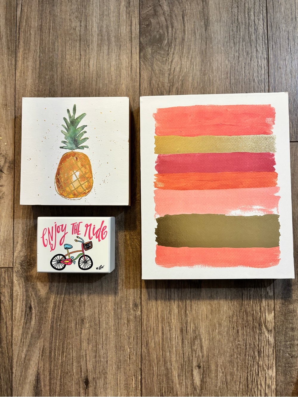Wall Art Set, Pineapple Bicycle Stripes